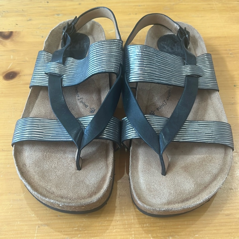 Soft thong sandals